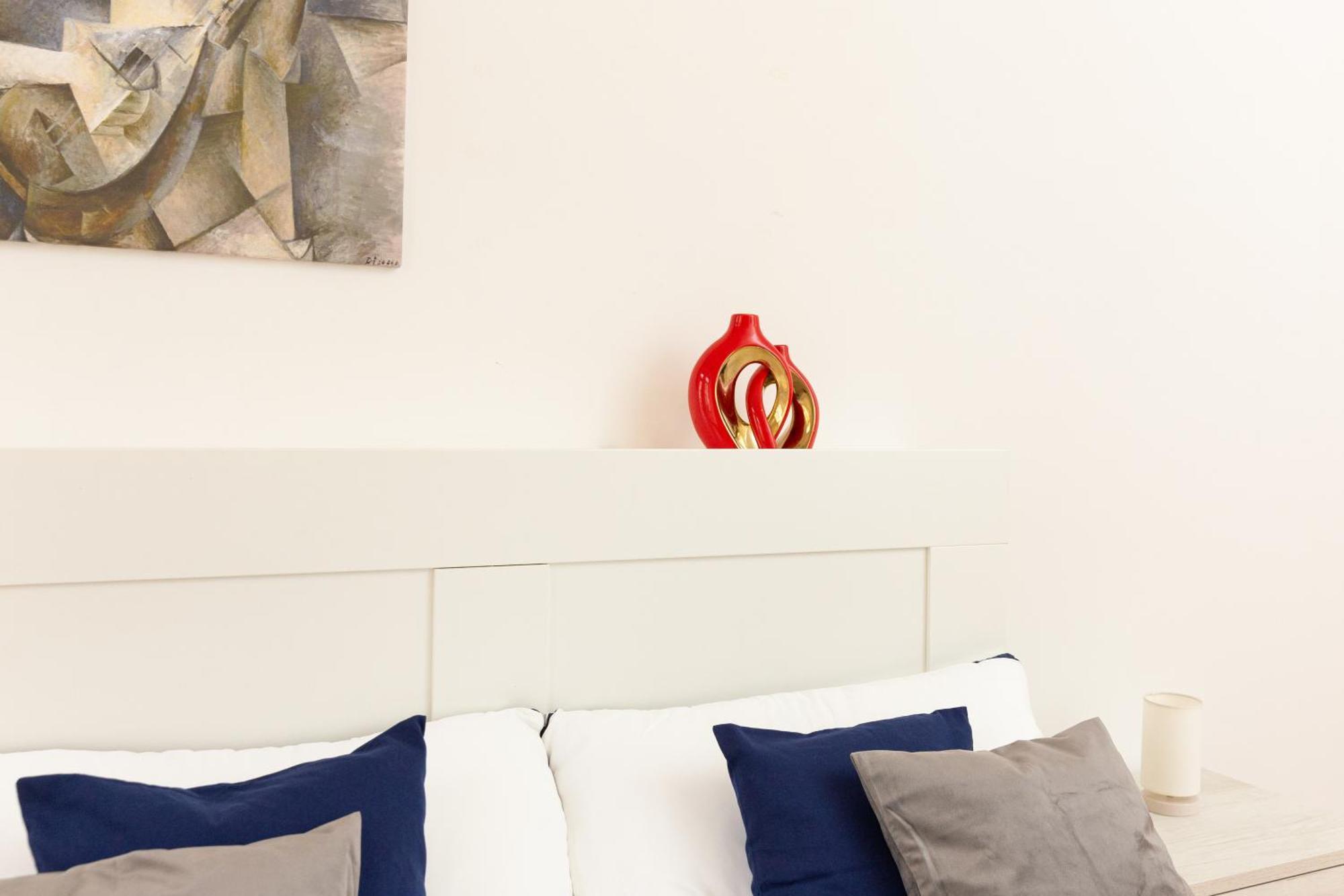 Picasso - Spacious Exclusive Apartment Milaan Buitenkant foto