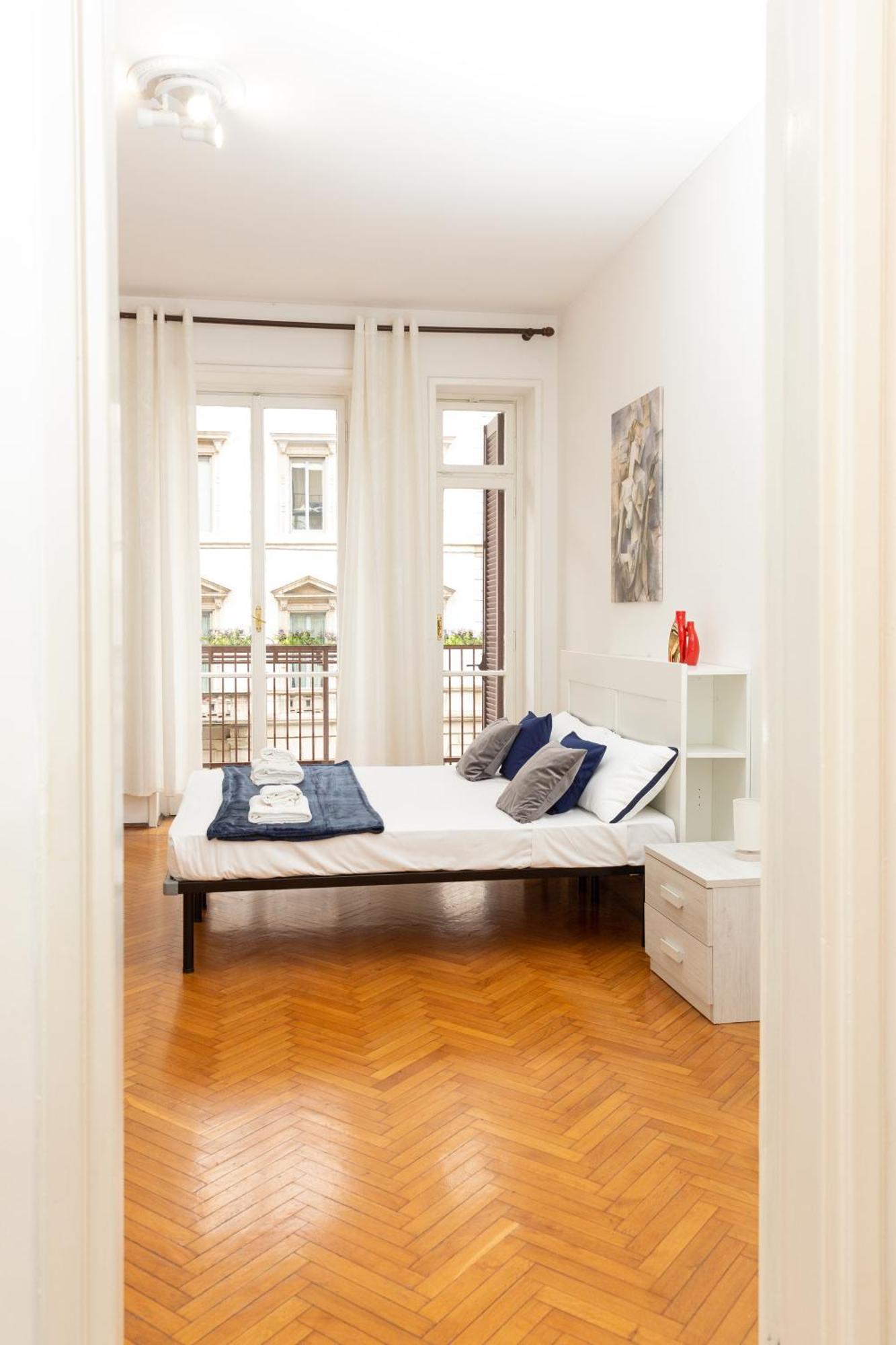 Picasso - Spacious Exclusive Apartment Milaan Buitenkant foto