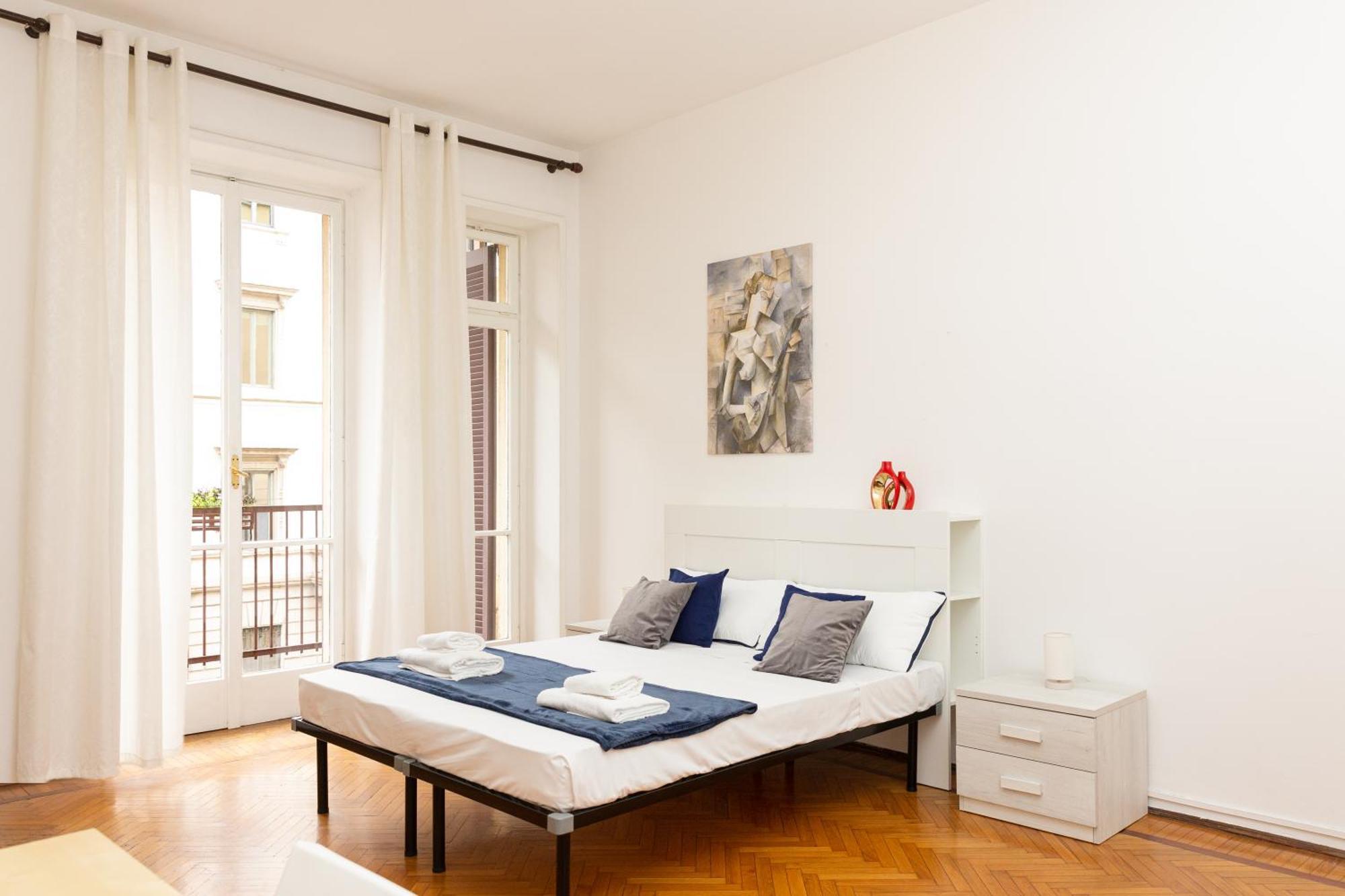 Picasso - Spacious Exclusive Apartment Milaan Buitenkant foto