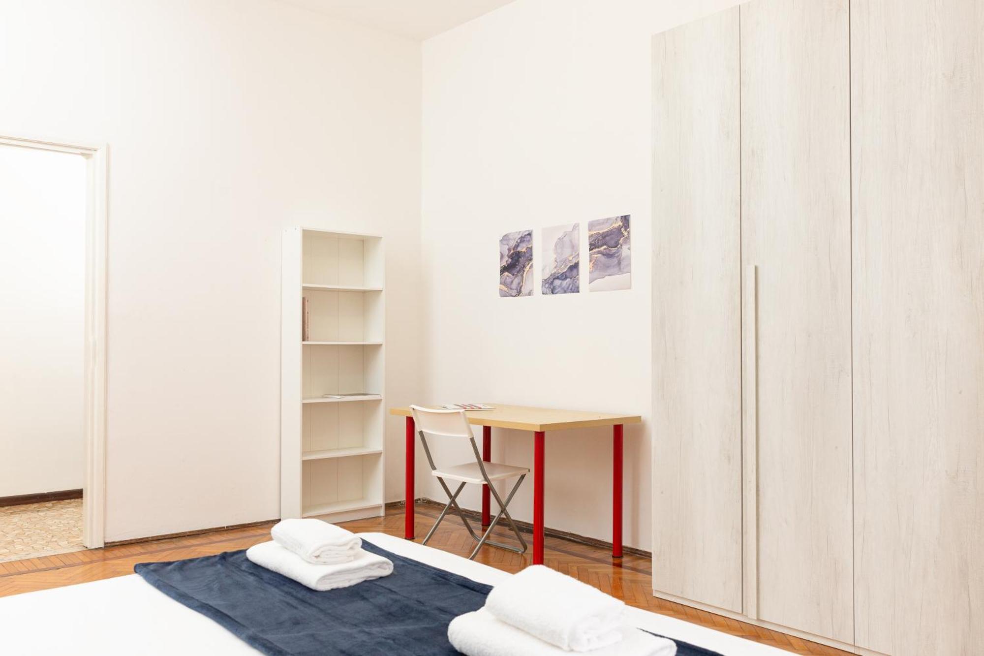 Picasso - Spacious Exclusive Apartment Milaan Buitenkant foto